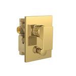 Misturador-Monocomando-Deca-4-Vias-de-Chuveiro-com-Desviador-para-Banheira-Unic-Gold---Deca---2994.GL90---Fundo-Branco-Produto-Principal-SKU-posicionada-na-diagonal-direita-ou-redondo-e-produto-fechado