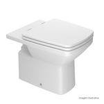 Bacia-Convencional-Deca-Clean-Branco---Deca---P.46.17---Fundo-Branco-Produto-com-item-complementar-posicionada-na-diagonal-direita-e-fechado-ou-produto-redondo