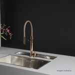 Calha-Organizadora-Deca-para-Cozinha-em-Inoxcom-Sistema-de-Escoamento-Inox---Deca---AC.200.75.ORG.INX---Ambientada-Com-Zoom-no-produto-pode-conter-2-ou-mais-produtos-diretamente-relacionados-e-acessorios-de-banheiros.