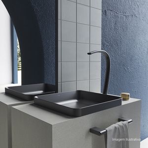 Bica de Mesa M para Cuba e Lavatório Wave Black Matte