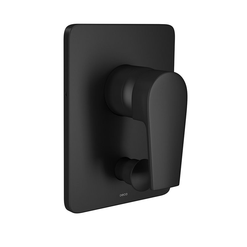 Acabamento-para-Monocomando-Deca-4-Vias-Level-Black-Matte---Deca---4994.BL26.MT---Fundo-Branco-Produto-Principal-SKU-posicionada-na-diagonal-direita-ou-redondo-e-produto-fechado