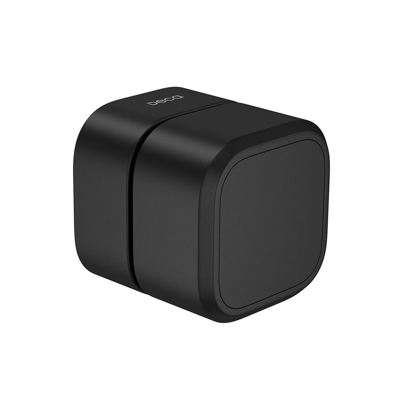 Acabamento-para-Registro-de-Gaveta-Deca-ate-1--Quadrado-You-Black-Matte---Deca---4900.BL105.PQ.MT---Fundo-Branco-Produto-Principal-SKU-posicionada-na-diagonal-direita-ou-redondo-e-produto-fechado