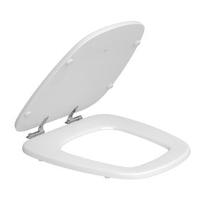 Assento-Deca-em-Poliester-com-Microban-para-Bacias-Monte-Carlo-Branco-e-Cromado---Deca---AP.81.17---Fundo-Branco-Produto-Principal-SKU-algum-detalhe-em-evidencia-ou-produto-aberto-