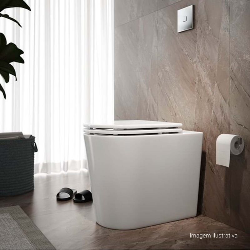 Assento-Deca-em-Poliester-Slow-Close-com-Microban-para-Bacias-Carrara-Duna-Level-Lk-Nuova-Branco-e-Cromado---Deca---AP.237.17---Ambientada-Com-Zoom-no-produto-pode-conter-2-ou-mais-produtos-diretamente-relacionados-e-acessorios-de-banheiros.