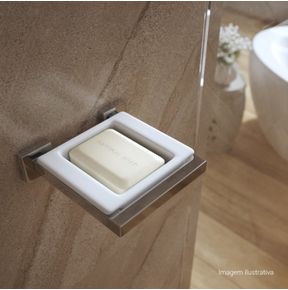 Saboneteira-Deca-em-Louca-Quadratta-Cromado---Deca---2011.C83---Ambientada-Com-Zoom-no-produto-pode-conter-2-ou-mais-produtos-diretamente-relacionados-e-acessorios-de-banheiros.