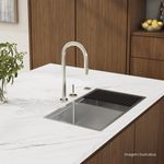 Bica-de-Mesa-Deca-Curva-para-Cozinha-You-Inox---Deca---1292.INX99---Ambientada-Com-Zoom-no-produto-pode-conter-2-ou-mais-produtos-diretamente-relacionados-e-acessorios-de-banheiros.