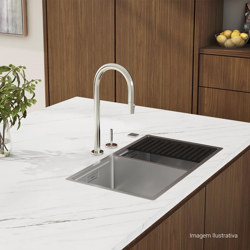 Bica-de-Mesa-Deca-Curva-para-Cozinha-You-Inox---Deca---1292.INX99---Ambientada-Com-Zoom-no-produto-pode-conter-2-ou-mais-produtos-diretamente-relacionados-e-acessorios-de-banheiros.