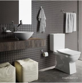 Kit-de-Acessorios-Deca-com-5-Pecas-PixCromado---Deca---2000.C02---Ambientada-Ampla-pode-com-2-ou-mais-produtos-diretamente-ou-indiretamente-relacionados-ou-quando-a-imagem-for-de-um-ambiente-completo.