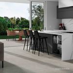 Porcelanato-Citta-Natural-Dark-Gray-120x120cm-Ret---Portinari---6061593A---Ambientada-Ampla-