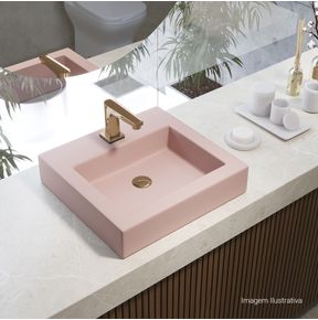 Torneira-Deca-de-Mesa-Bica-Baixa-Touchless-para-Lavatorio-Unic-Red-Gold---Deca---1785.GL90.RD.SNS---Ambientada-Com-Zoom-no-produto-pode-conter-2-ou-mais-produtos-diretamente-relacionados-e-acessorios-de-banheiros.