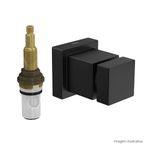 Acabamento-para-Registro-de-Pressao-Deca-1-2--e-3-4--com-Mecanismo-1-2-Volta-Cubo-Black-Matte---Deca---4916.BL86.PQ.MT---Fundo-Branco-Produto-com-item-complementar-posicionada-na-diagonal-direita-e-fechado-ou-produto-redondo