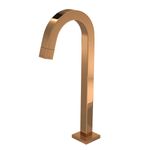 Torneira-Deca-de-Mesa-Bica-Alta-para-Lavatorio-Tube-Red-Gold---Deca---1198.GL.TUB.RD---Fundo-Branco-Produto-Principal-SKU-posicionada-na-diagonal-esquerda